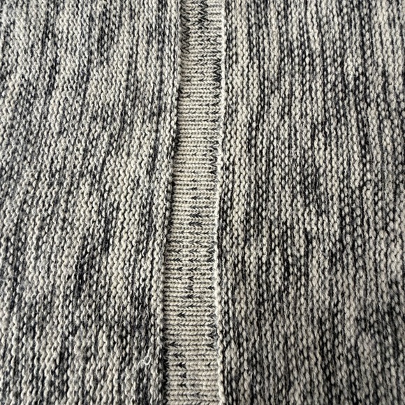 Paper‎ Crane Marled Sweater V-Neck Small Gray White Embroidered Crochet Lace EUC - Picture 7 of 8